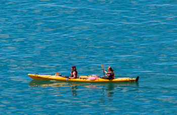 Sea kayaking in the Abel Tasman National Park